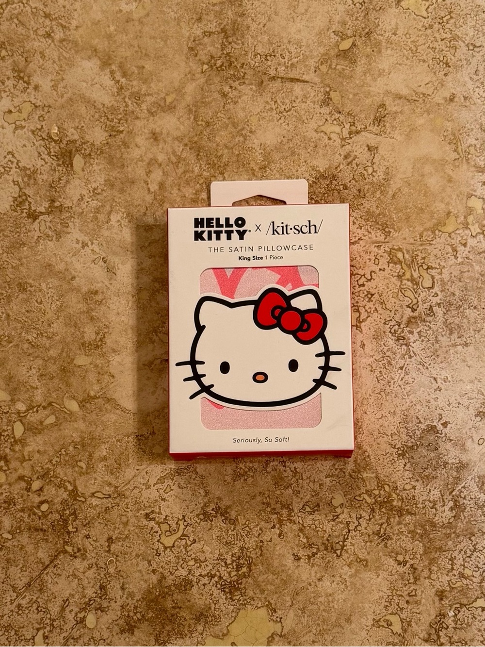 Kitsch Hello Kitty Satin Pillowcase in Pink & Red